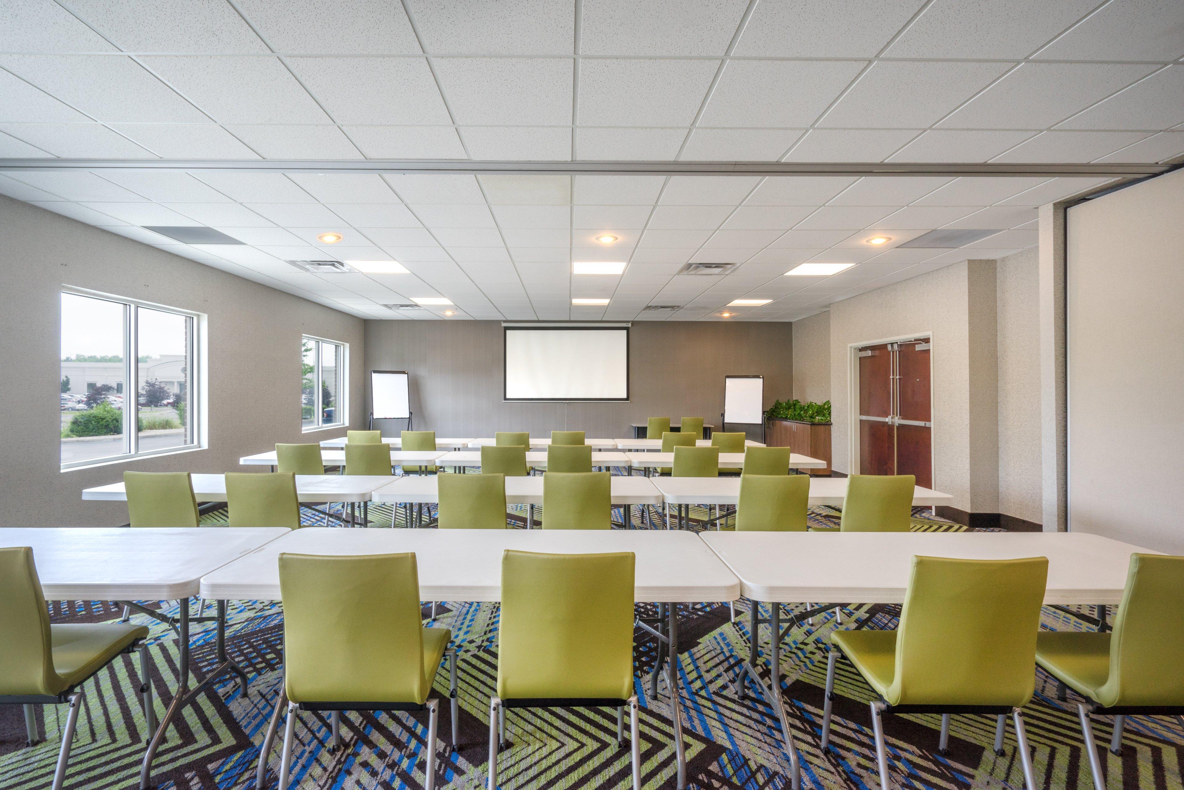 Holiday Inn Express Hotel & Suites Frankfort By Ihg Ngoại thất bức ảnh