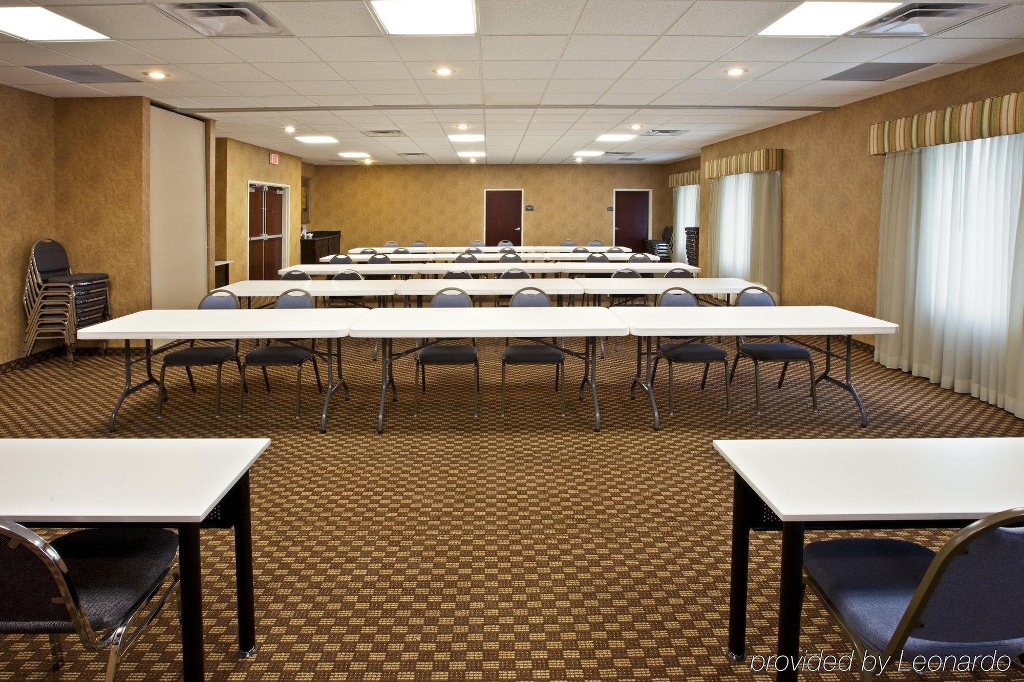 Holiday Inn Express Hotel & Suites Frankfort By Ihg Tiện nghi bức ảnh