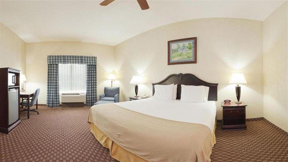 Holiday Inn Express Hotel & Suites Frankfort By Ihg Ngoại thất bức ảnh