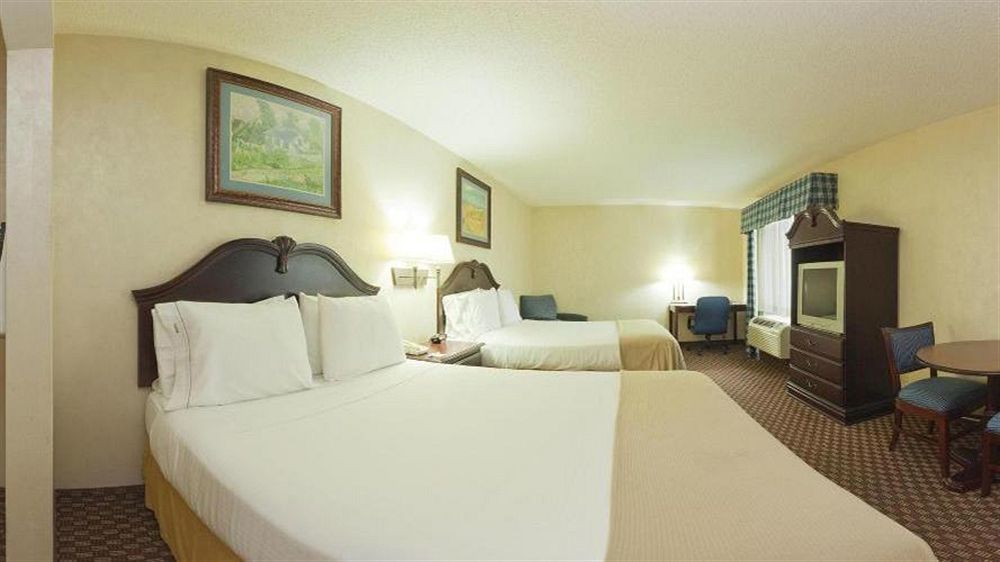 Holiday Inn Express Hotel & Suites Frankfort By Ihg Ngoại thất bức ảnh